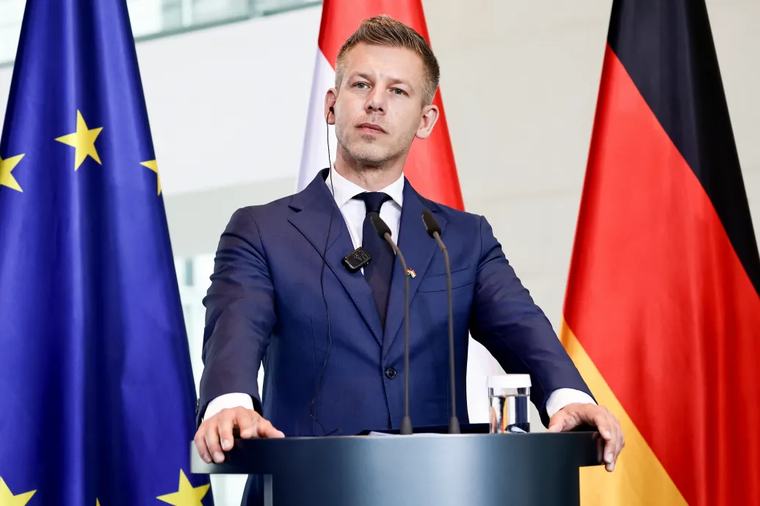 Magyar Péter az AfD győzelméről: Látom, sokan versenyt örömködnek a német tartományi választás eredményén