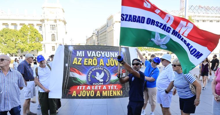 Megszólalt a botrányos Kossuth téri tüntetés szervezője: szerinte rászerveztek a demonstrációjára