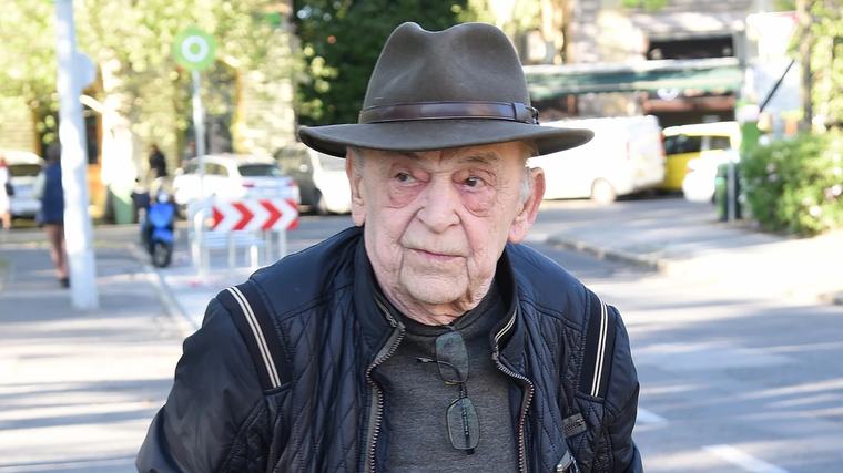 „Tudok menni, ez a legfontosabb” – Így van most a 92 éves Bodrogi Gyula