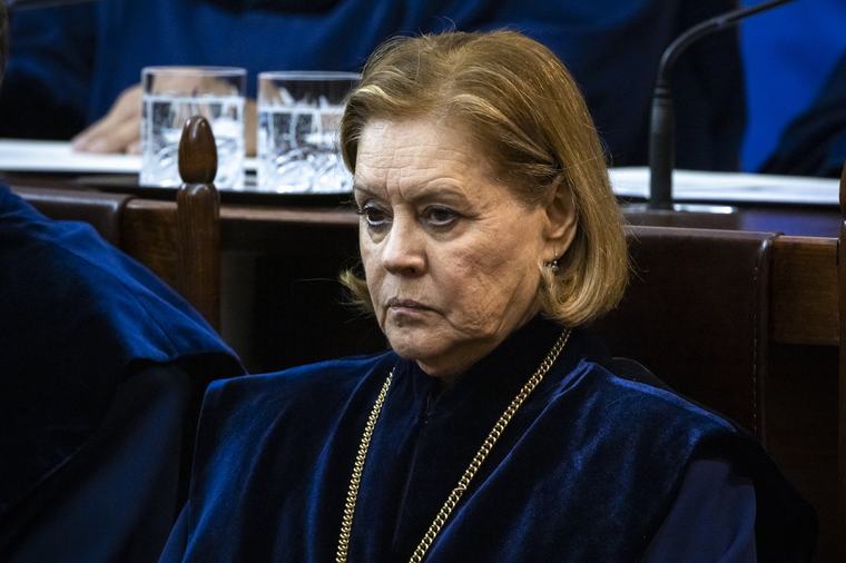 Egy másik pázmányos oktató testvérének segített csalni a záróvizsgáján Szívós Mária volt alkotmánybíró