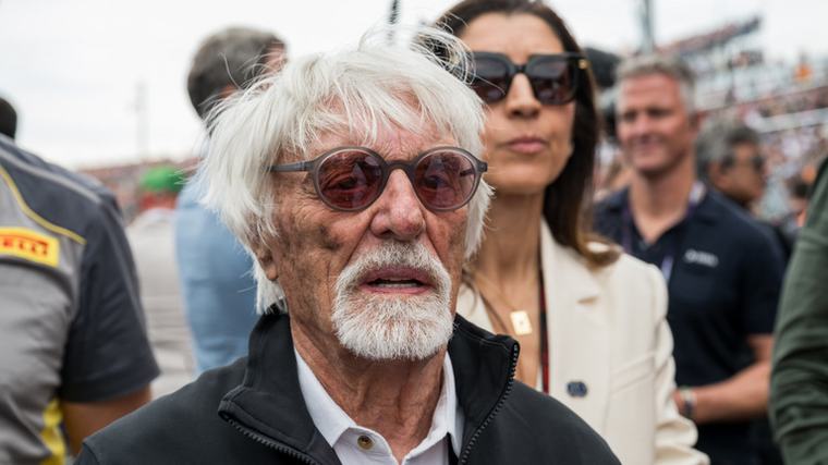 Vadászpuska birtoklása miatt vették őrizetbe a 95 éves Bernie Ecclestone-t