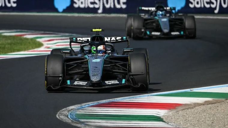 Szörnyű balesettel indult, szenzációval ért véget az F1-es Olasz Nagydíj