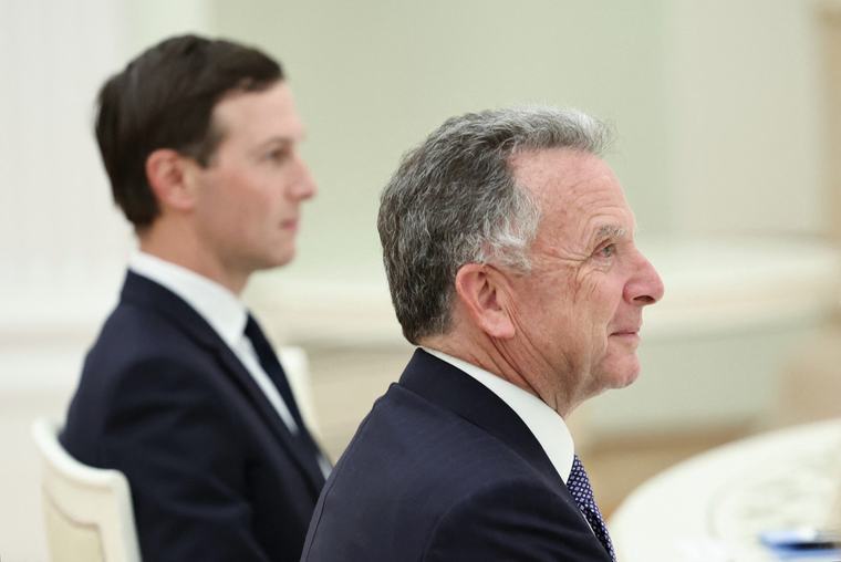 Az orosz elnök elrendelte, hogy három napig szüneteltessék a Kijev elleni légicsapásokat