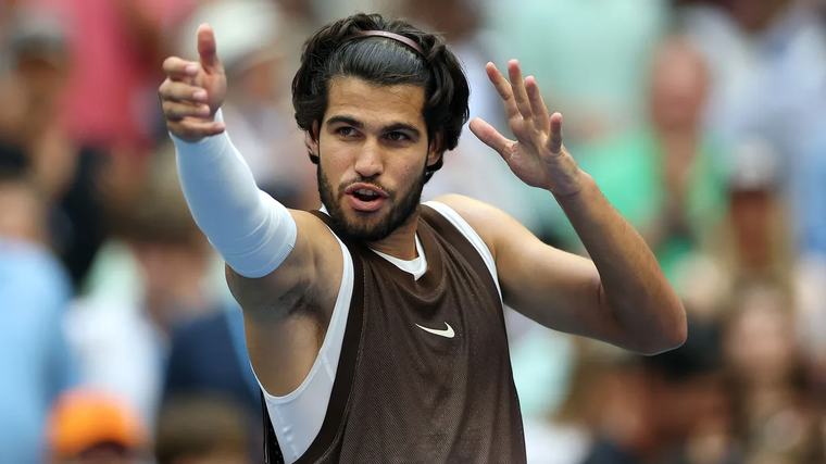 Alcaraz szettveszteség nélkül jutott tovább a US Openen, Szabalenka sem hibázott