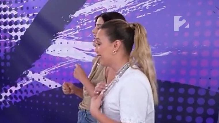 "Nem volt rajta gatya, csak egy kis tangacsík!"